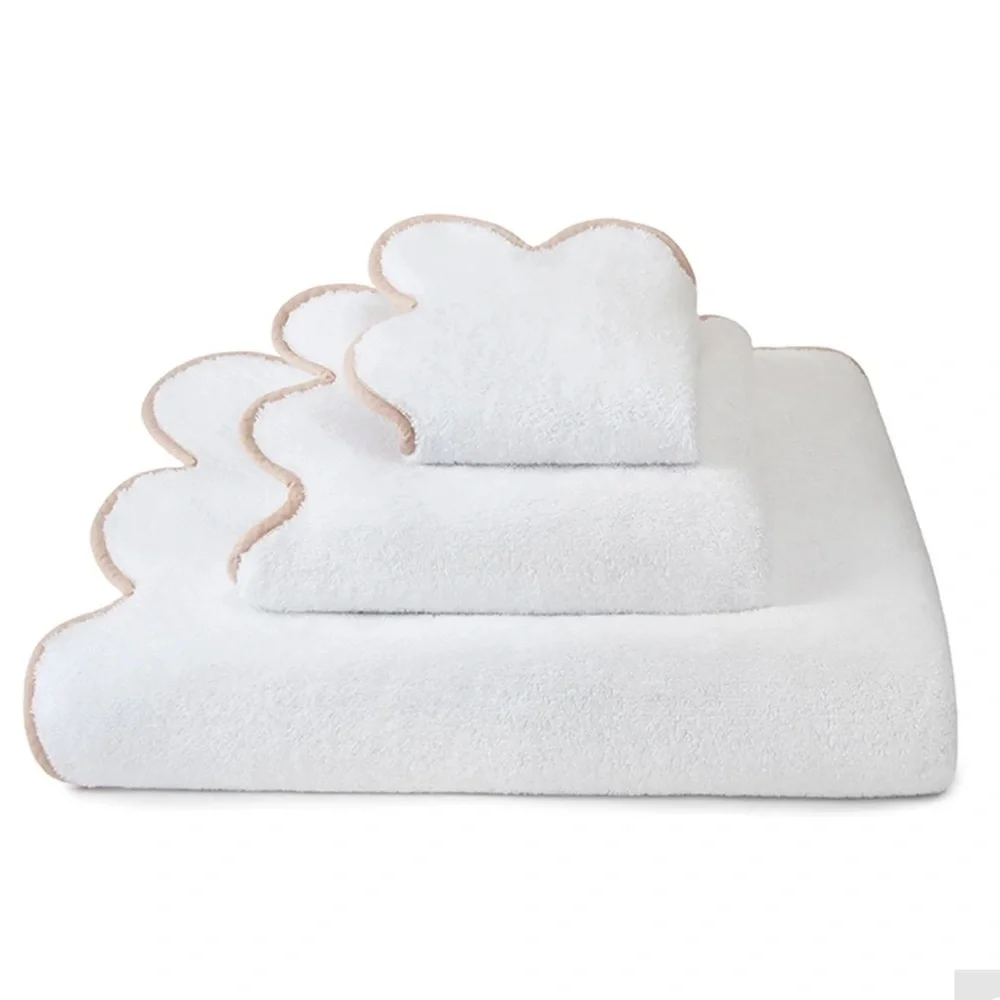 Kassatex Chairish Scallop Edge Bath Towel Collection Color White Tan Sand NWT